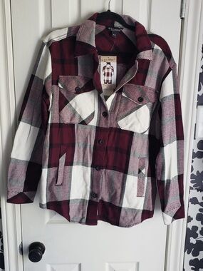 Women's Plaid Button-Down Shirt Jacket Shacket comfy fall cozy